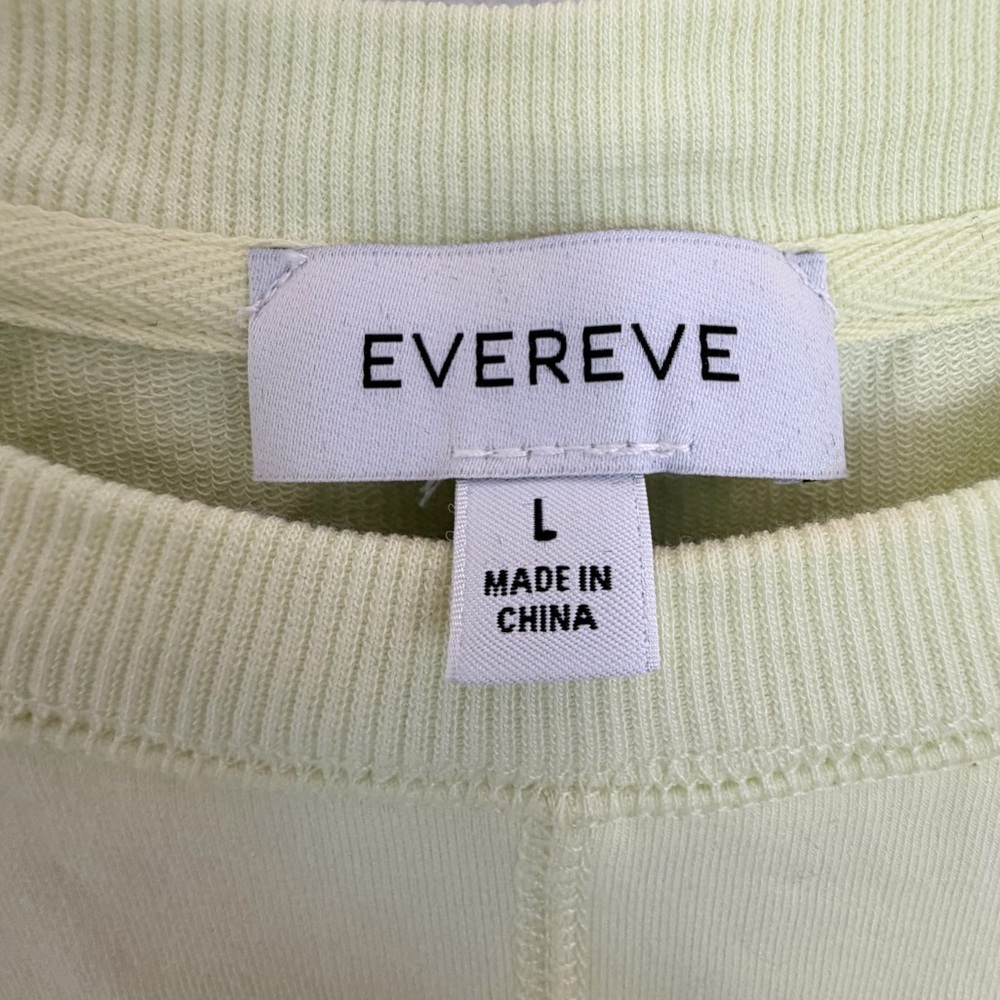 Evereve Sofi short sleeve pleated sweatshirt - Picture 4 of 6